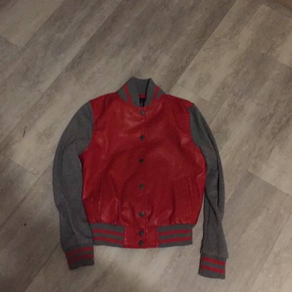 Debs red leather jacket - Picture 1 of 3